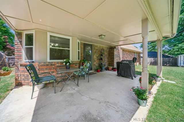 5732 E 64th Street, Tulsa, OK 74136
