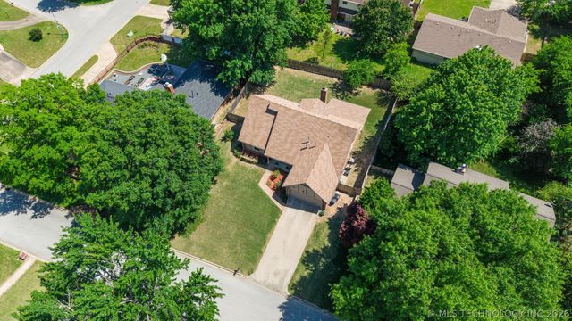 5732 E 64th Street, Tulsa, OK 74136