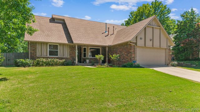 5732 E 64th Street, Tulsa, OK 74136
