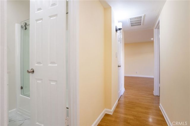 5414 Newcastle 8, Encino, CA 91316