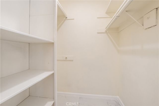 5414 Newcastle 8, Encino, CA 91316