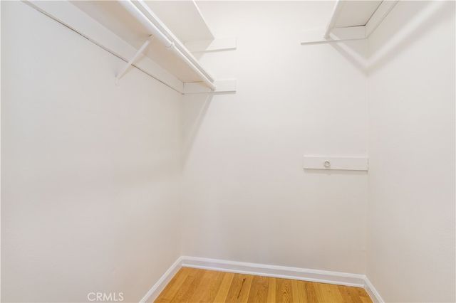 5414 Newcastle 8, Encino, CA 91316