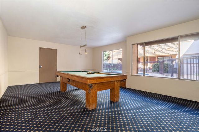 5414 Newcastle 8, Encino, CA 91316