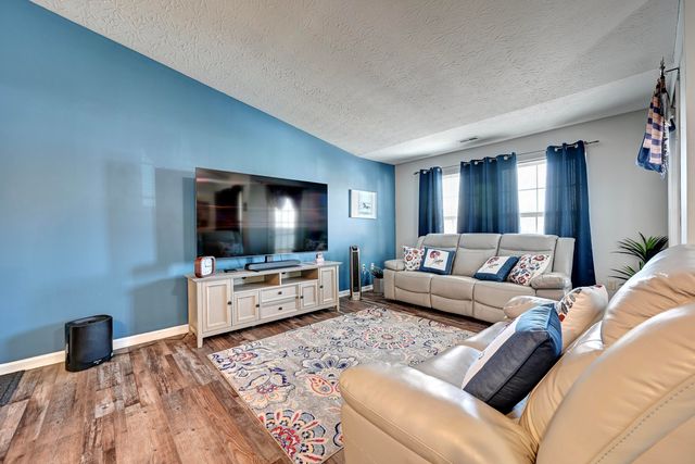 190 Langshire Court, Florence, KY 41042