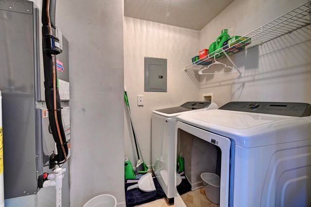 190 Langshire Court, Florence, KY 41042