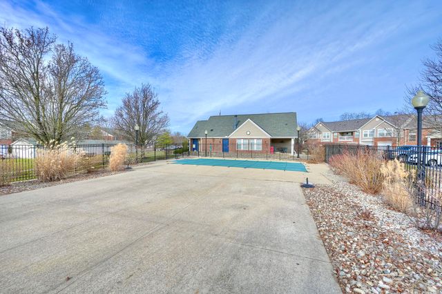190 Langshire Court, Florence, KY 41042