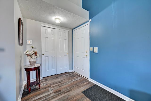 190 Langshire Court, Florence, KY 41042