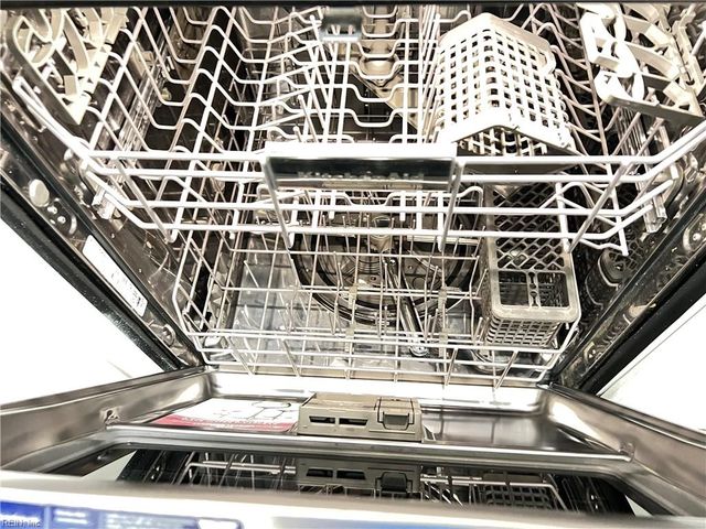 3327 Clover Meadows DR, Chesapeake, VA 23321