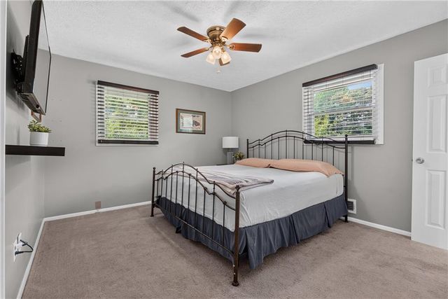 2397 Sherwood Place SW, Marietta, GA 30008