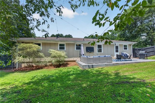 2397 Sherwood Place SW, Marietta, GA 30008
