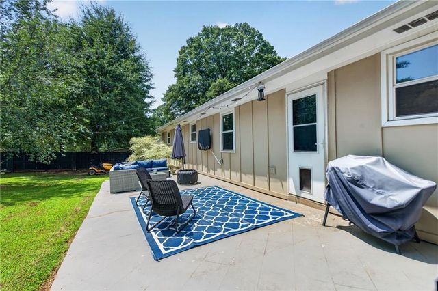 2397 Sherwood Place SW, Marietta, GA 30008
