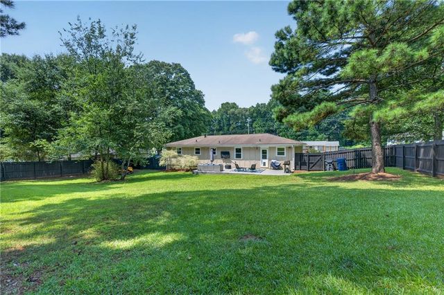 2397 Sherwood Place SW, Marietta, GA 30008