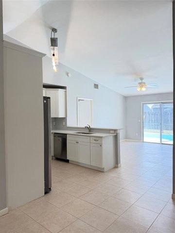 5067 Canal Circle, Lake Worth, FL 33467