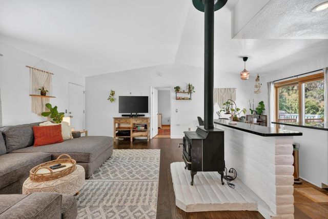 12915 Mott Ct, Auburn, CA 95603