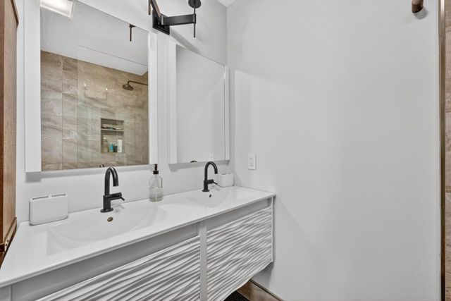 12915 Mott Ct, Auburn, CA 95603