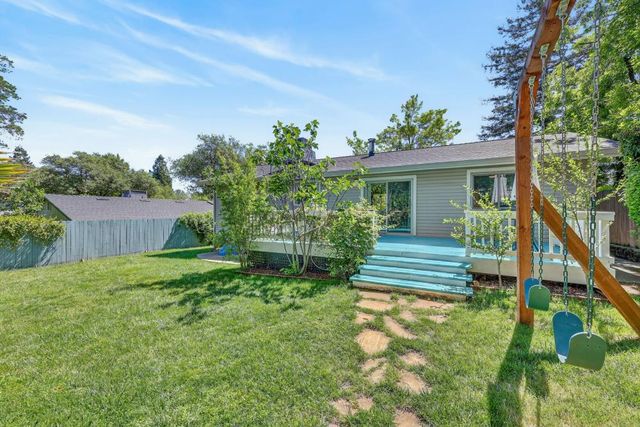 12915 Mott Ct, Auburn, CA 95603