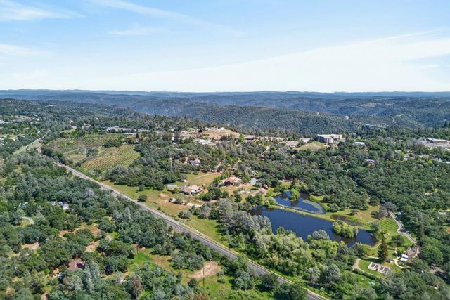 12915 Mott Ct, Auburn, CA 95603