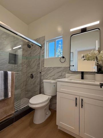 271 N 9th Street, San Jose, CA 95112