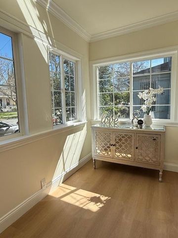 271 N 9th Street, San Jose, CA 95112