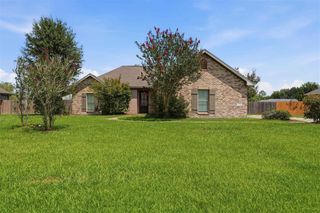 2628 Ravenway Dr Drive, Lake Charles, LA 70611
