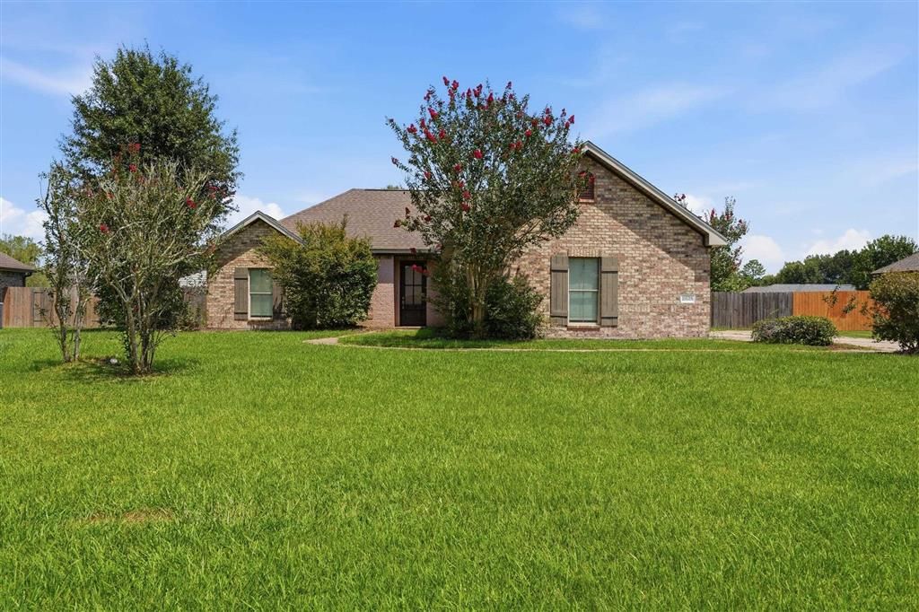 2628 Ravenway Dr Drive, Lake Charles, LA 70611