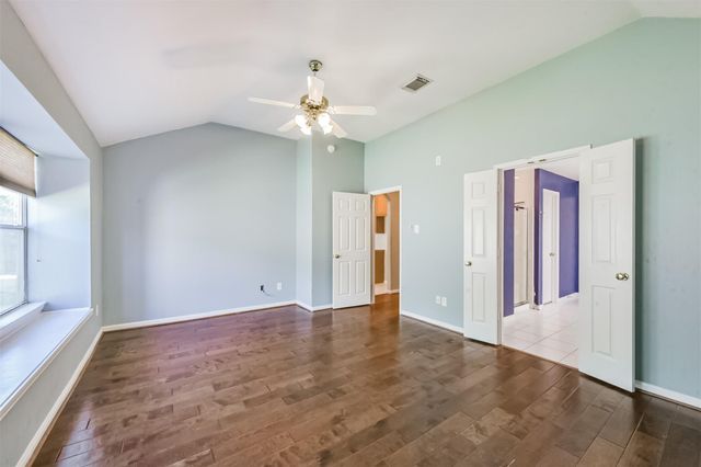 13203 Yaupon Holly Lane, Houston, TX 77044