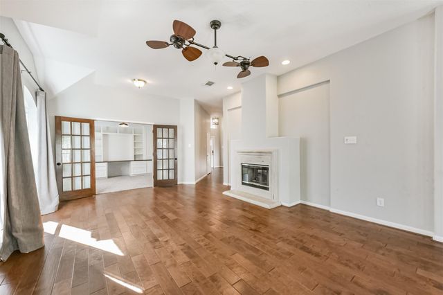 13203 Yaupon Holly Lane, Houston, TX 77044