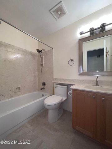 983 W Eagle Look Lane, Oro Valley, AZ 85737