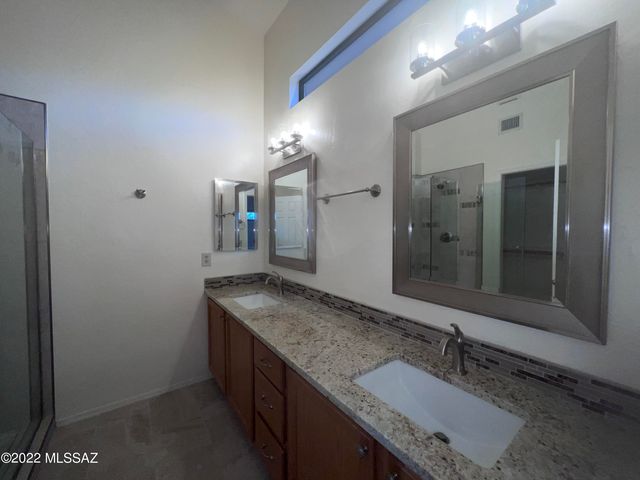 983 W Eagle Look Lane, Oro Valley, AZ 85737