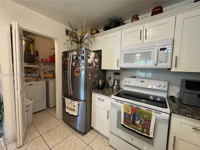5773 La Pinata Boulevard A-1, Greenacres, FL 33463