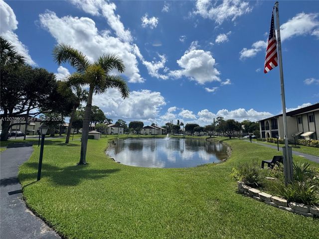 5773 La Pinata Boulevard A-1, Greenacres, FL 33463