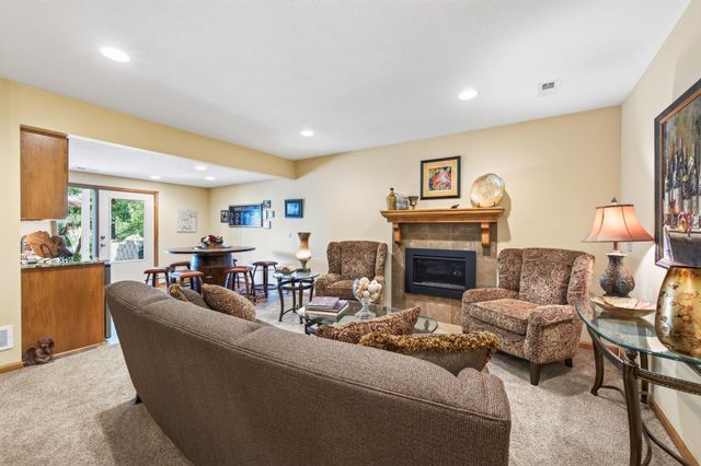 8945 Dallas Lane N, Maple Grove, MN 55369