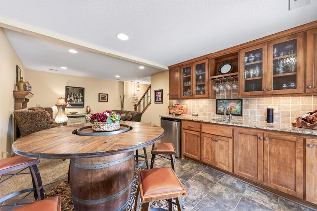 8945 Dallas Lane N, Maple Grove, MN 55369