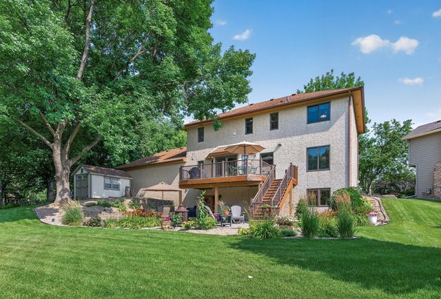 8945 Dallas Lane N, Maple Grove, MN 55369