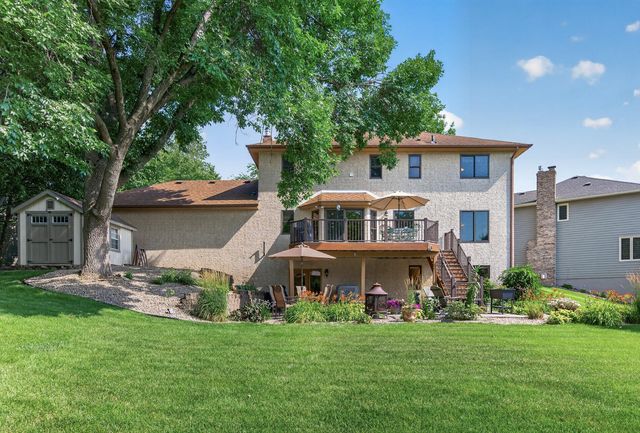 8945 Dallas Lane N, Maple Grove, MN 55369