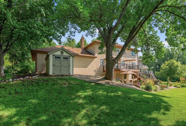 8945 Dallas Lane N, Maple Grove, MN 55369