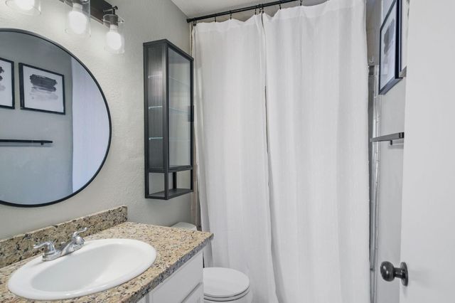 348 Wayside Dr, Turlock, CA 95380