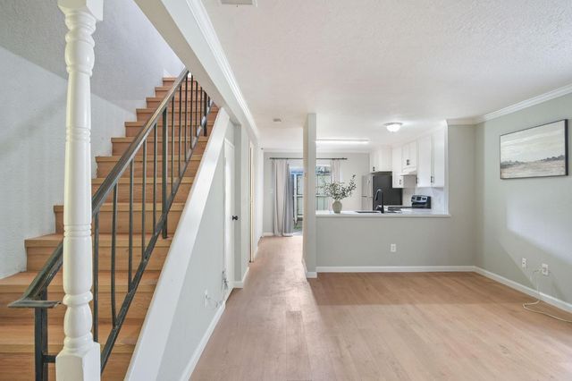 348 Wayside Dr, Turlock, CA 95380