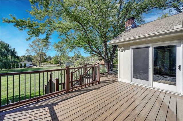 19430 Hardy Street, Stilwell, KS 66085