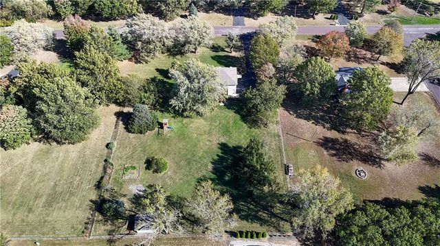 19430 Hardy Street, Stilwell, KS 66085