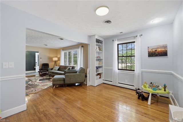 5020 Leslie DR, Portsmouth, VA 23703