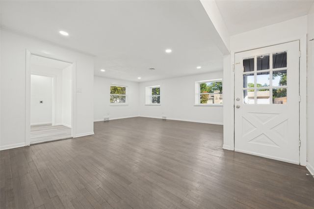 10435 Cromwell Drive, Dallas, TX 75229