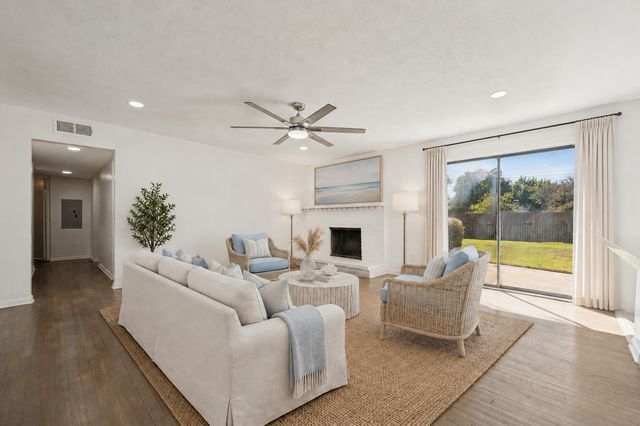 10435 Cromwell Drive, Dallas, TX 75229