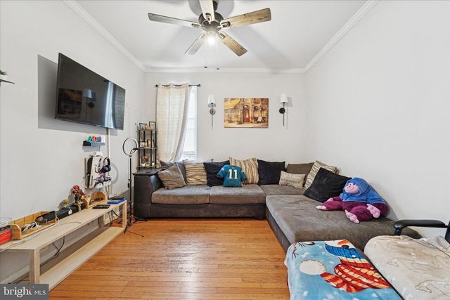 5215 CEDAR AVE, Philadelphia, PA 19143