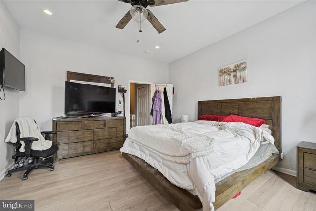 5215 CEDAR AVE, Philadelphia, PA 19143