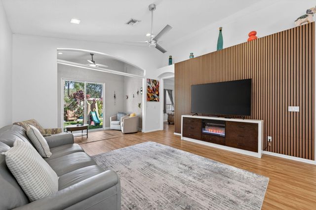 6689 Southport Drive, Boynton Beach, FL 33472