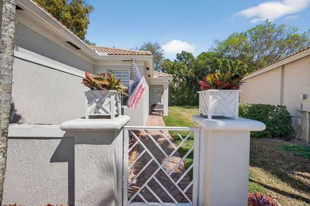 6689 Southport Drive, Boynton Beach, FL 33472