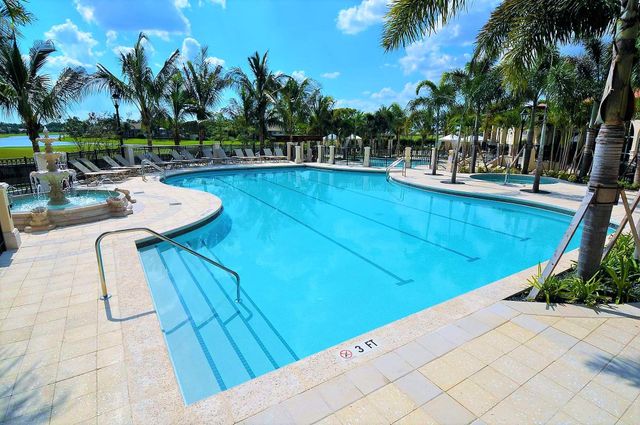 6689 Southport Drive, Boynton Beach, FL 33472