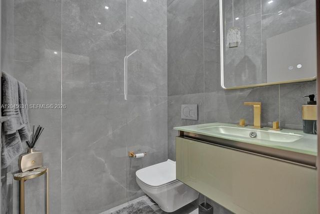 18985 Atlantic Blvd 0, Sunny Isles Beach, FL 33160