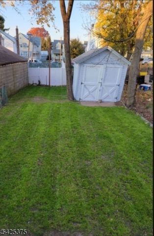 114 Melville Pl, Irvington Twp., NJ 07111